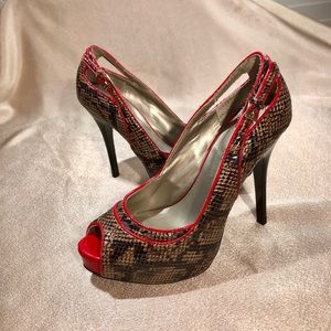 Barbie Ready GUESS leather open toe heels snake brown 6